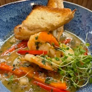 Krewetki Królewskie w sosie orientalnym z chrupiąca grzanką